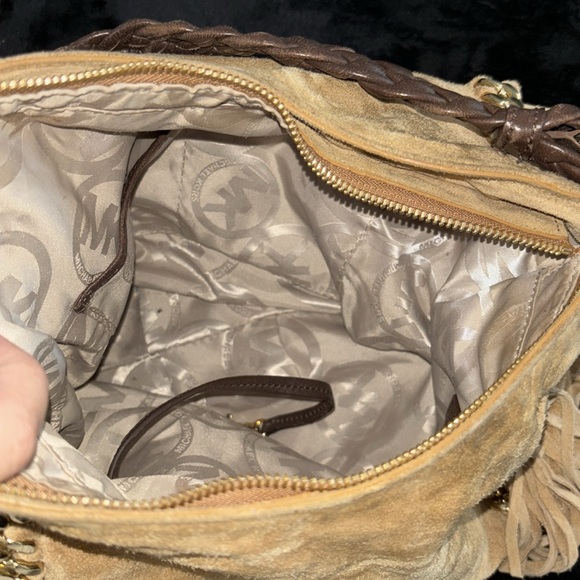 Large suede designer shoulder bag - Picture 4 of 6